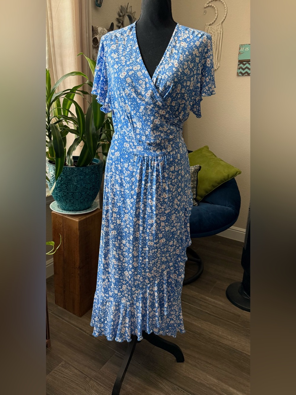 Zesica SZ XL Blue and White Floral Wrap Maxi Dress